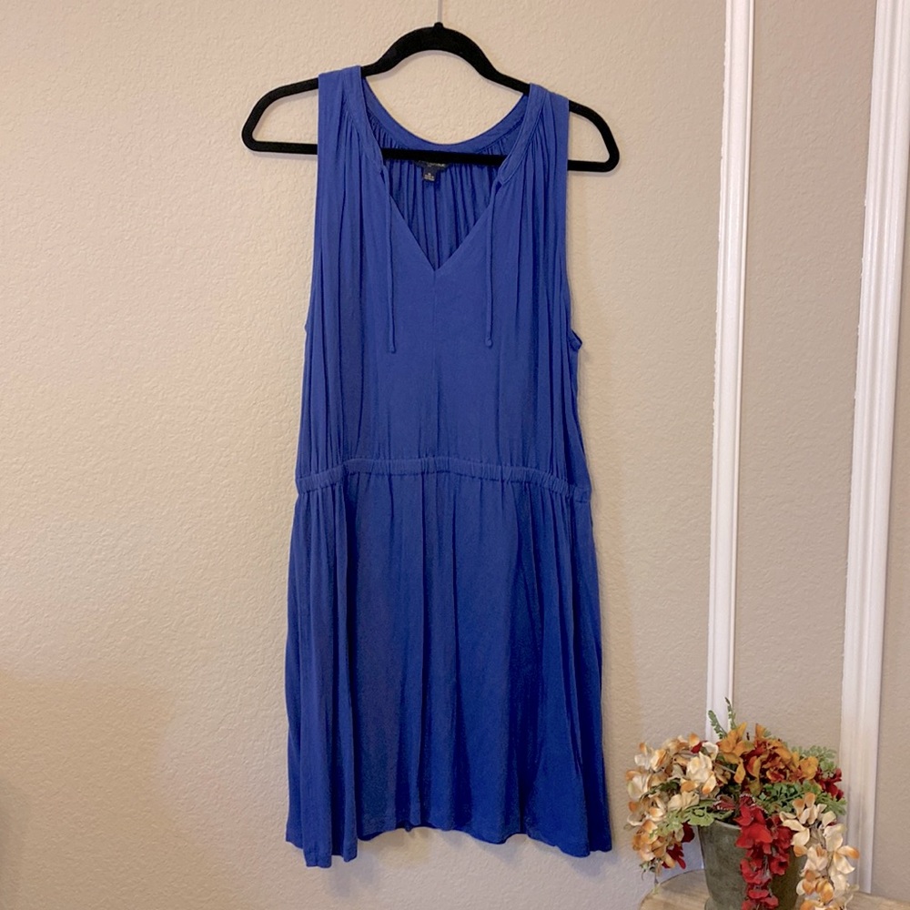 Blue sleeveless summer dress